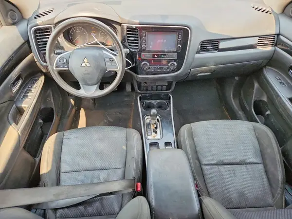 JA4AD2A34KZ011525 2019 MITSUBISHI OUTLANDER - Image 8
