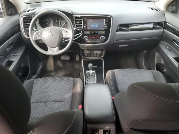 JA4AD2A34KZ016627 2019 MITSUBISHI OUTLANDER - Image 8