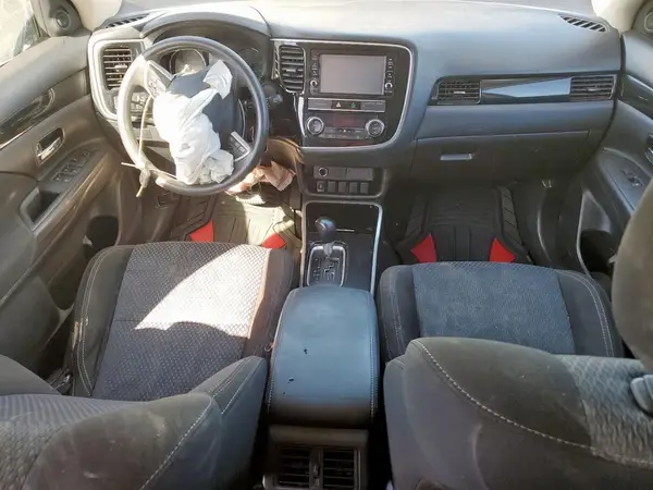 JA4AD2A34KZ038255 2019 MITSUBISHI OUTLANDER - Image 8