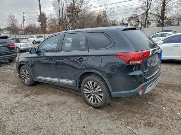 JA4AD2A34KZ047327 2019 MITSUBISHI OUTLANDER - Image 2