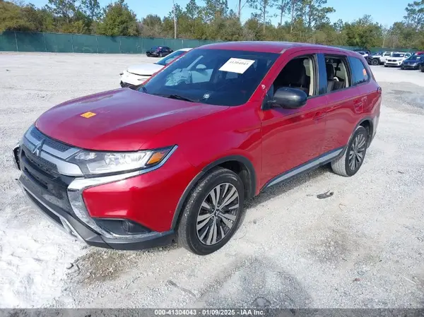 JA4AD2A34KZ051541 2019 MITSUBISHI OUTLANDER - Image 2