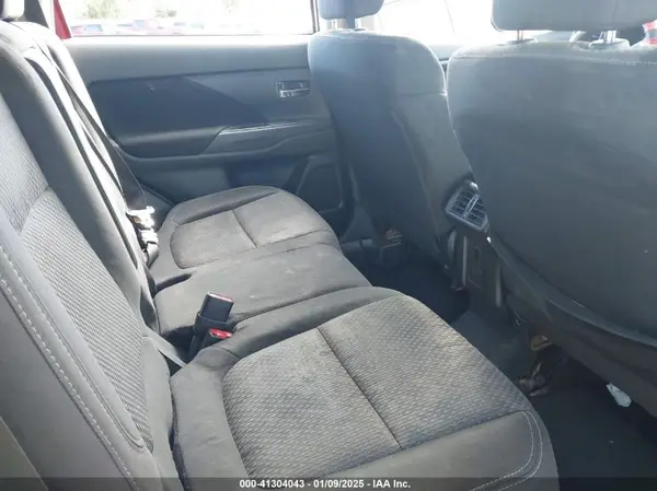 JA4AD2A34KZ051541 2019 MITSUBISHI OUTLANDER - Image 8