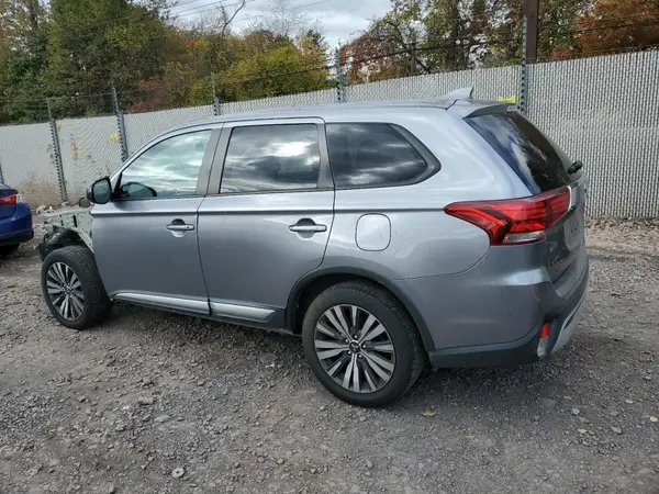 JA4AD2A34KZ054486 2019 MITSUBISHI OUTLANDER - Image 2