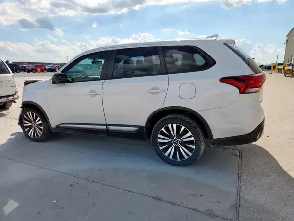 JA4AD2A34LZ003801 2020 MITSUBISHI OUTLANDER - Image 2