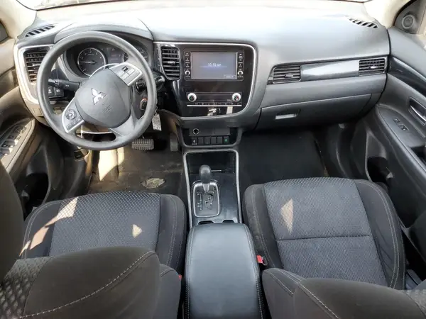JA4AD2A34LZ005399 2020 MITSUBISHI OUTLANDER - Image 8