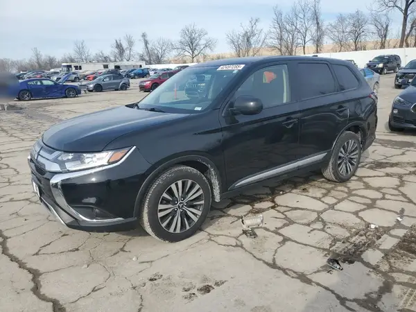 JA4AD2A34LZ018461 2020 MITSUBISHI OUTLANDER - Image 1