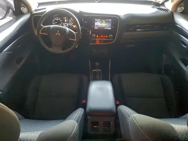 JA4AD2A34LZ039939 2020 MITSUBISHI OUTLANDER - Image 8