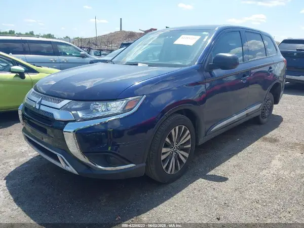 JA4AD2A34LZ045207 2020 MITSUBISHI OUTLANDER - Image 2
