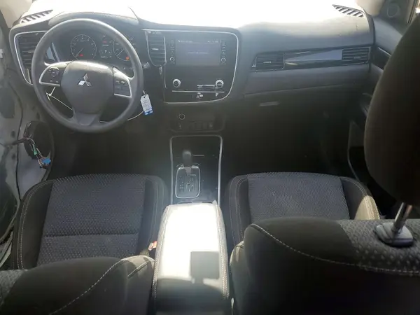 JA4AD2A34LZ045708 2020 MITSUBISHI OUTLANDER - Image 8