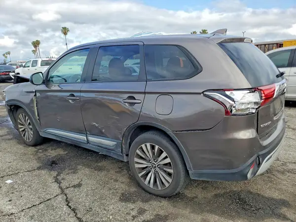 JA4AD2A34LZ046129 2020 MITSUBISHI OUTLANDER - Image 2