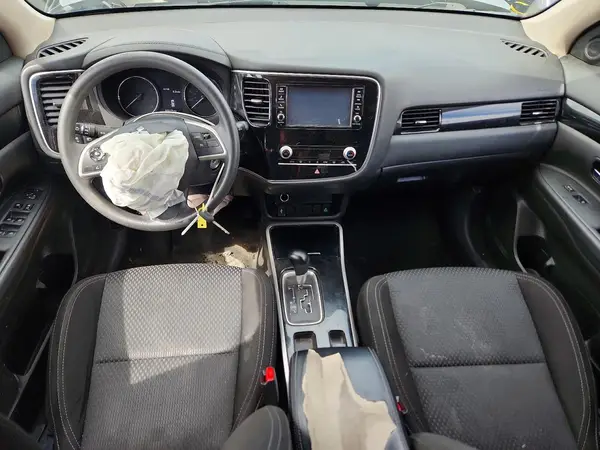 JA4AD2A34LZ046129 2020 MITSUBISHI OUTLANDER - Image 8