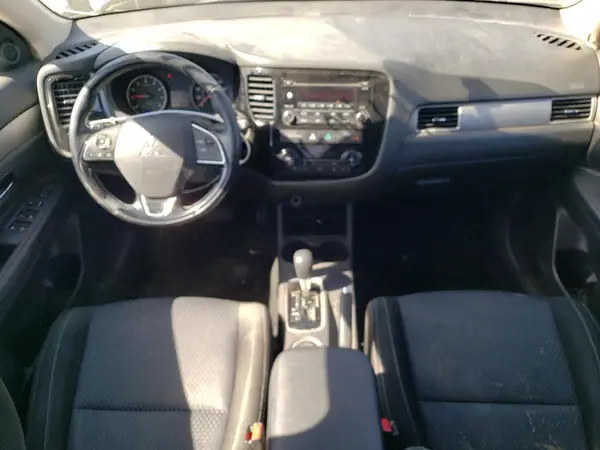 JA4AD2A35GZ005241 2016 MITSUBISHI OUTLANDER - Image 8