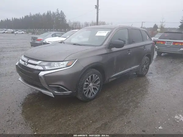 JA4AD2A35GZ056500 2016 MITSUBISHI OUTLANDER - Image 2