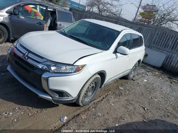JA4AD2A35GZ609100 2016 MITSUBISHI OUTLANDER - Image 2