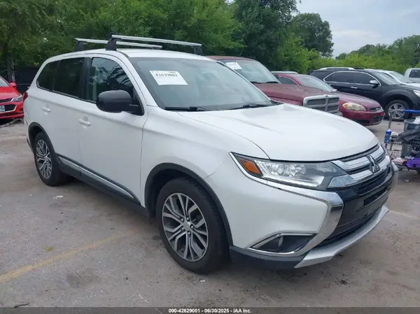 JA4AD2A35HZ028942 2017 MITSUBISHI OUTLANDER - Image 1