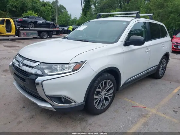 JA4AD2A35HZ028942 2017 MITSUBISHI OUTLANDER - Image 2