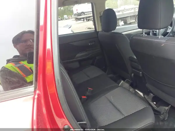 JA4AD2A35HZ036734 2017 MITSUBISHI OUTLANDER - Image 8