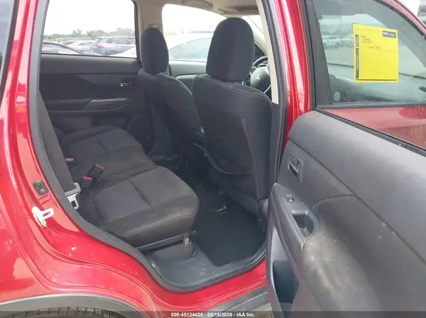 JA4AD2A35HZ039472 2017 MITSUBISHI OUTLANDER - Image 8