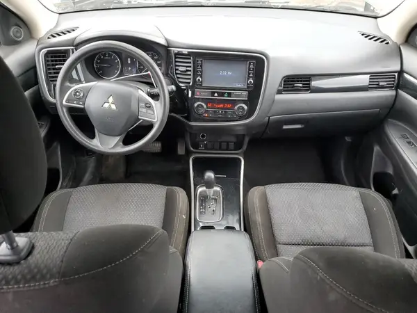 JA4AD2A35KJ000452 2019 MITSUBISHI OUTLANDER - Image 8