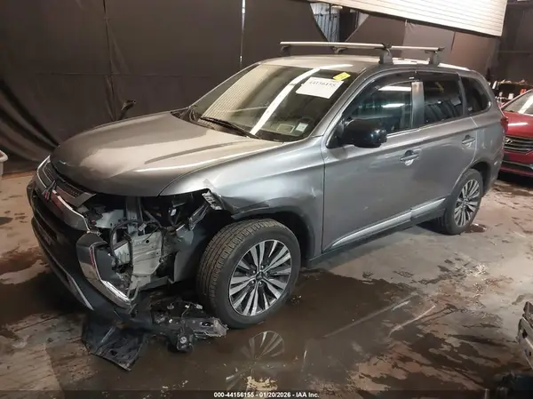 JA4AD2A35KZ002915 2019 MITSUBISHI OUTLANDER - Image 2