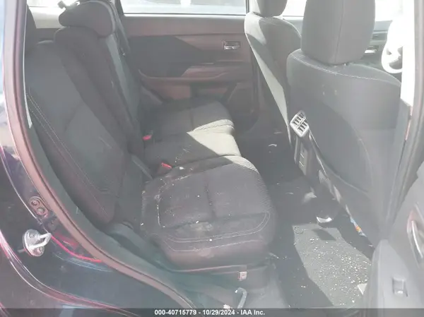 JA4AD2A35KZ007046 2019 MITSUBISHI OUTLANDER - Image 8