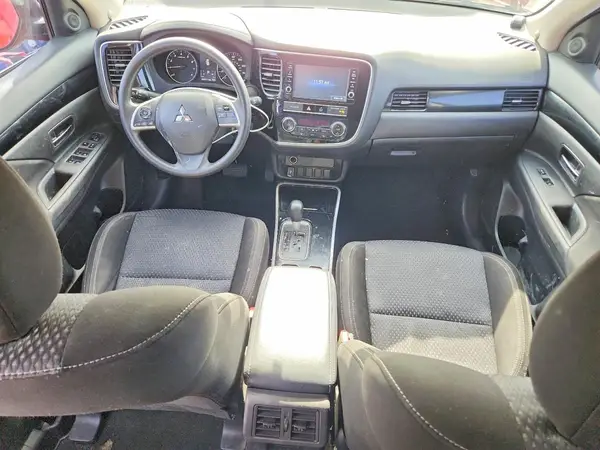 JA4AD2A35KZ009556 2019 MITSUBISHI OUTLANDER - Image 8