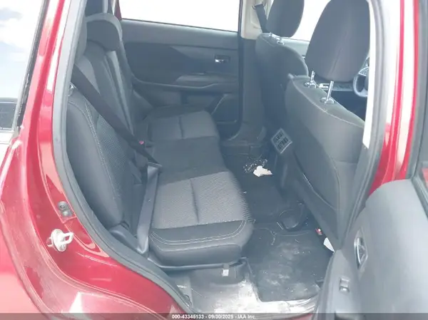 JA4AD2A35KZ018418 2019 MITSUBISHI OUTLANDER - Image 8