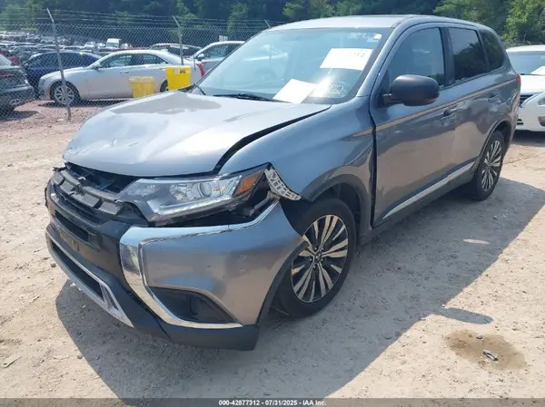 JA4AD2A35KZ055131 2019 MITSUBISHI OUTLANDER - Image 2