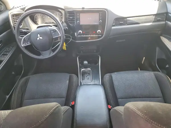 JA4AD2A35LZ005282 2020 MITSUBISHI OUTLANDER - Image 8