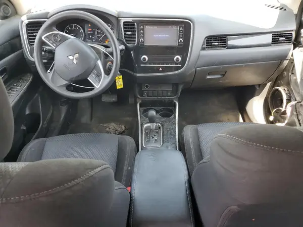 JA4AD2A35LZ008991 2020 MITSUBISHI OUTLANDER - Image 8