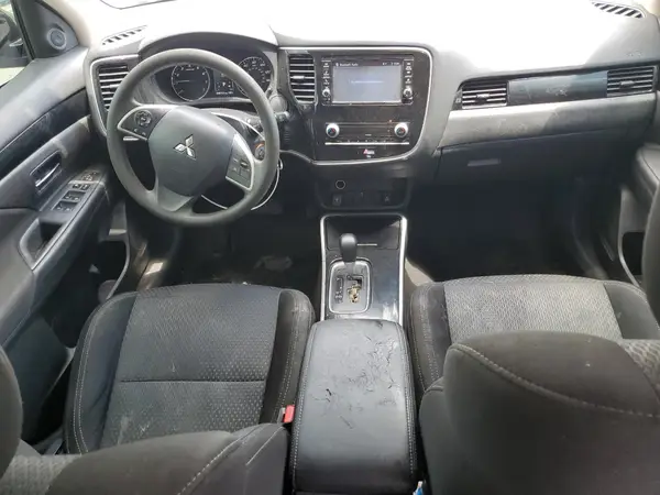 JA4AD2A35LZ015097 2020 MITSUBISHI OUTLANDER - Image 8