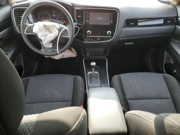 JA4AD2A35LZ032871 2020 MITSUBISHI OUTLANDER - Image 8