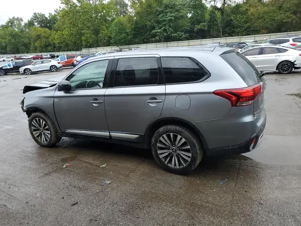 JA4AD2A35LZ033616 2020 MITSUBISHI OUTLANDER - Image 2