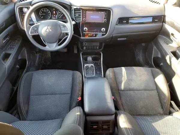 JA4AD2A35LZ038928 2020 MITSUBISHI OUTLANDER - Image 8