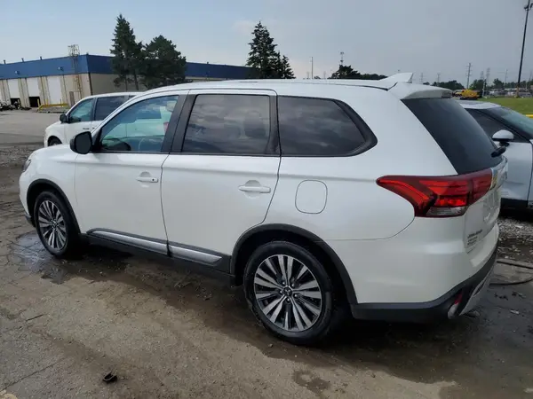 JA4AD2A35LZ039402 2020 MITSUBISHI OUTLANDER - Image 2