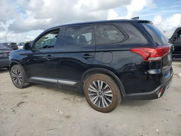 JA4AD2A35LZ045281 2020 MITSUBISHI OUTLANDER - Image 2