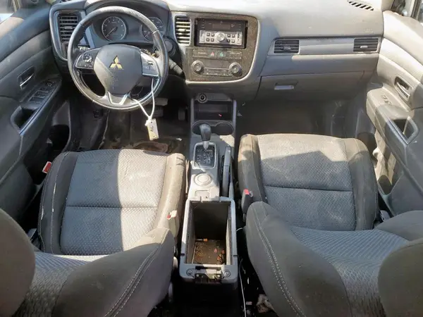 JA4AD2A36GZ032772 2016 MITSUBISHI OUTLANDER - Image 8