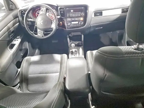 JA4AD2A36GZ048910 2016 MITSUBISHI OUTLANDER - Image 8