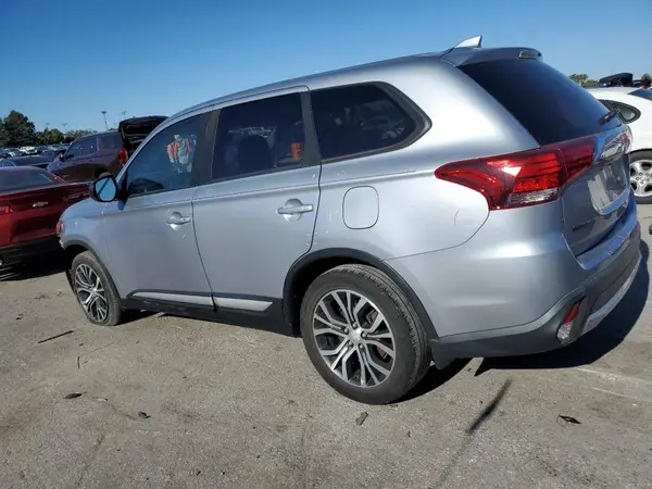 JA4AD2A36HZ023636 2017 MITSUBISHI OUTLANDER - Image 2