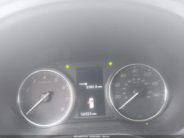 2017 MITSUBISHI OUTLANDER auction photo 7