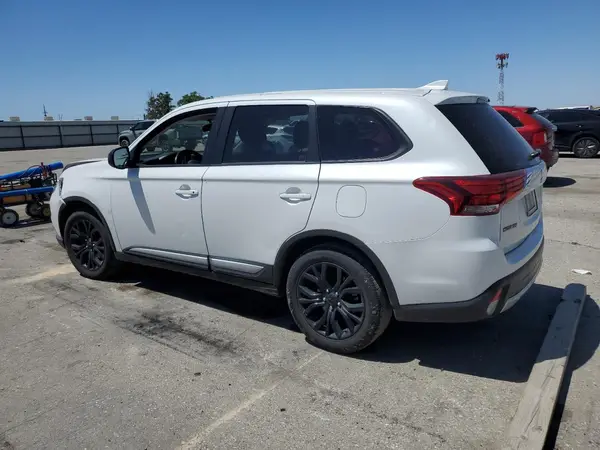 JA4AD2A36HZ034975 2017 MITSUBISHI OUTLANDER - Image 2