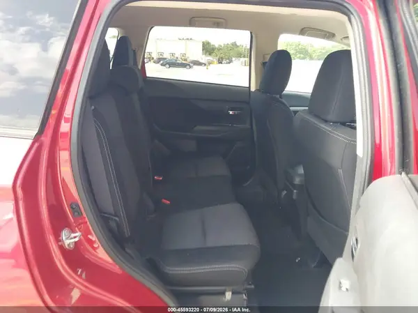 JA4AD2A36HZ050769 2017 MITSUBISHI OUTLANDER - Image 8