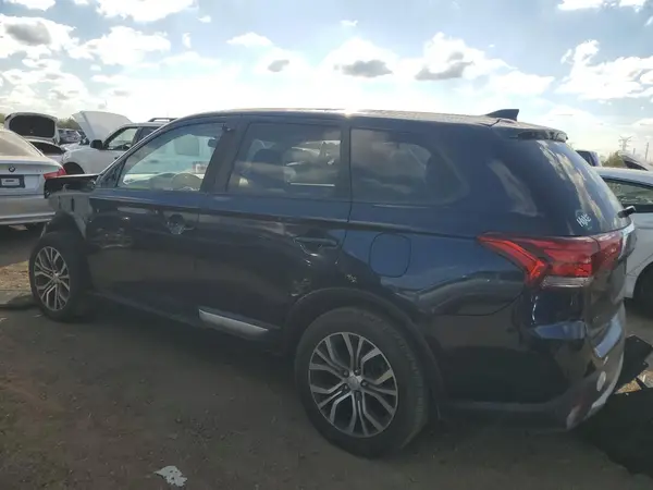 JA4AD2A36JZ004218 2018 MITSUBISHI OUTLANDER - Image 2