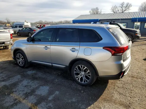 JA4AD2A36JZ004767 2018 MITSUBISHI OUTLANDER - Image 2
