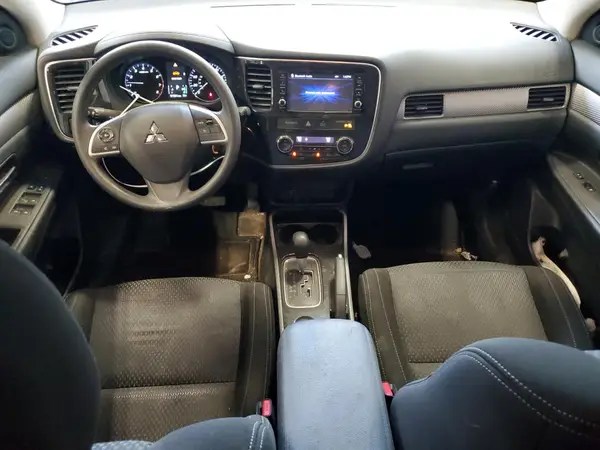 JA4AD2A36JZ012903 2018 MITSUBISHI OUTLANDER - Image 8