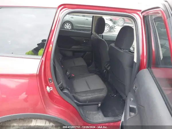 JA4AD2A36KZ003751 2019 MITSUBISHI OUTLANDER - Image 8