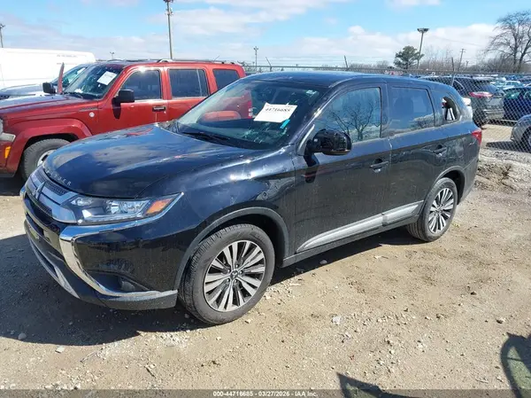 JA4AD2A36KZ007847 2019 MITSUBISHI OUTLANDER - Image 2