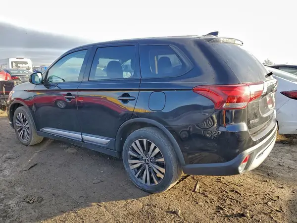 JA4AD2A36KZ017262 2019 MITSUBISHI OUTLANDER - Image 2