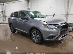 JA4AD2A36KZ018122 2019 MITSUBISHI OUTLANDER