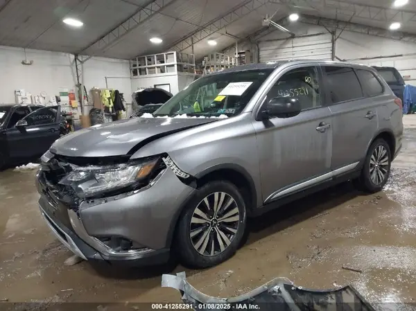 JA4AD2A36KZ018122 2019 MITSUBISHI OUTLANDER - Image 2